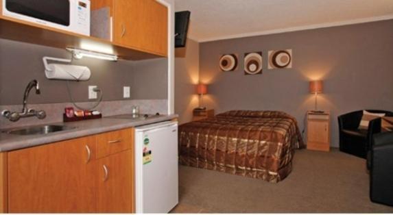 Kiwi Studios Motel Palmerston North Room photo